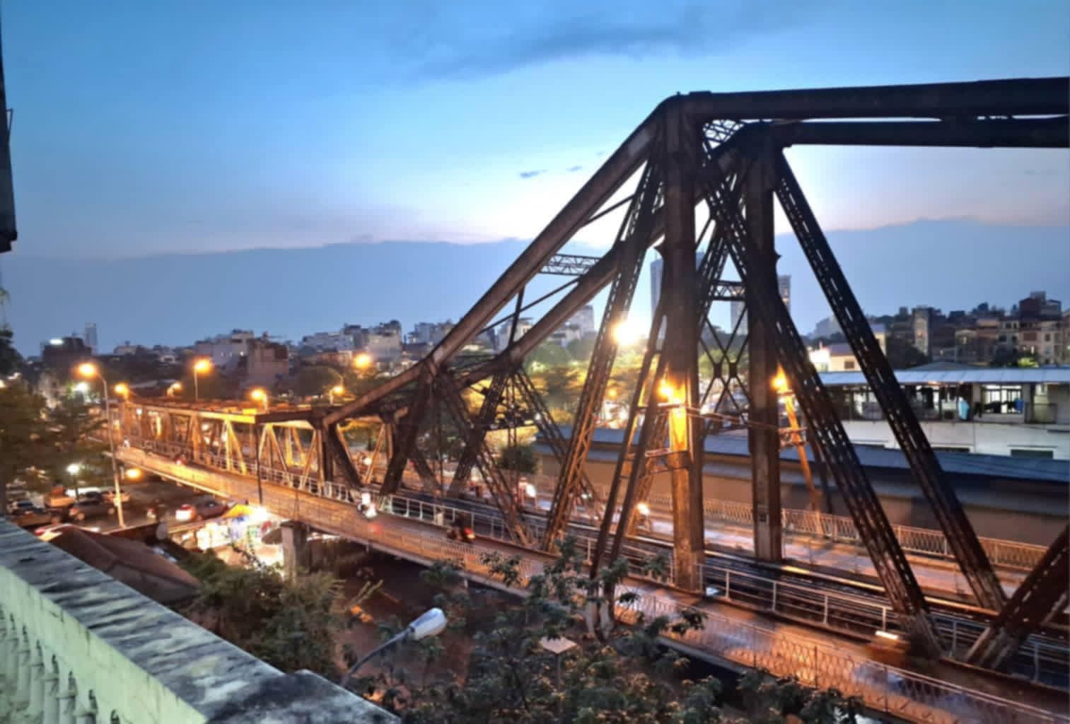 BÁN GẤP NHÀ HỒNG HÀ TT HOÀN KIẾM GIÁP RANH BA ĐÌNH TÂY HỒ 50M X 4 TẦNG MT 7,5M 8 TỶ